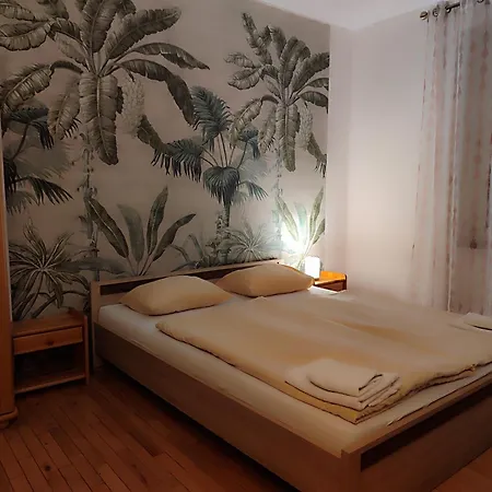Mlyn Warminski -hotelik Hermes לינה וארוחת בוקר 3*
